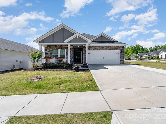 3rd image of 5379 Turtle Creek Dr