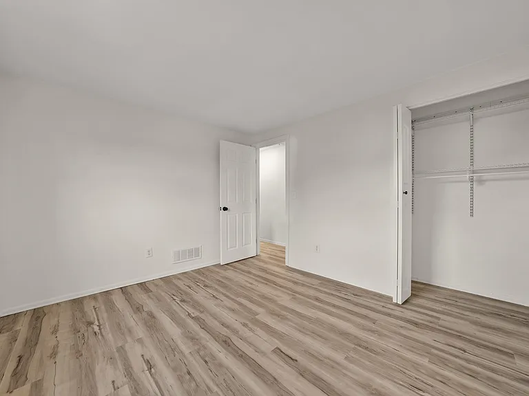 1562 Hedwig Dr — Photo 29
