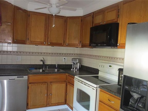5th image of 531 S Oxalis Ave