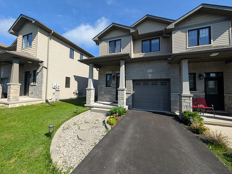 127 Simurda Ct #HOUSE — Photo 1