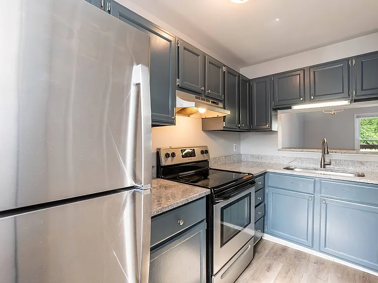 15 Astor Ct — Photo 10