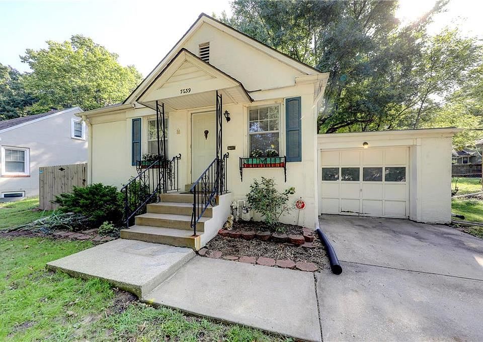 1st image of 7539 Belleview Ave