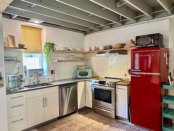 3rd image of 1090 Vail View Dr Unit 5