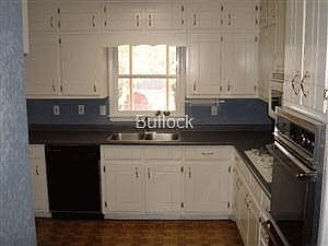 2nd image of 1850 Abercorn Way