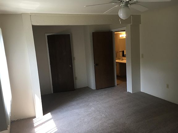 3rd image of 1805 Nemoke Ct APT 8