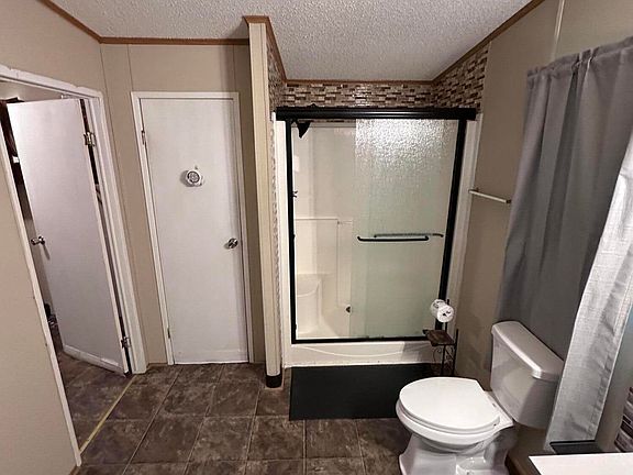 5th image of 107 Cavalier Lane
