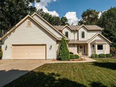 8542 West Red Wing DRIVE, Franklin, WI, 53132