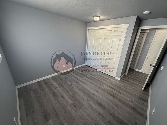 5th image of 1524 E Park Ave NE #1526