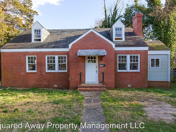 2nd image of 3203 Detroit Ave