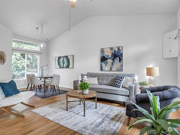 3rd image of 1724 88th Avenue NE