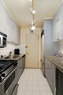 Sold by Corcoran | media 2