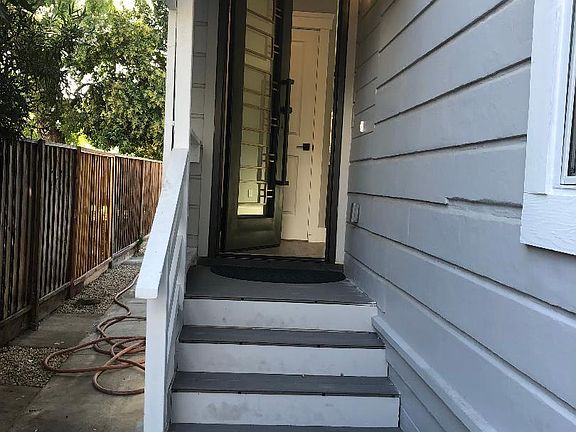 2nd image of 227 N 6th St
