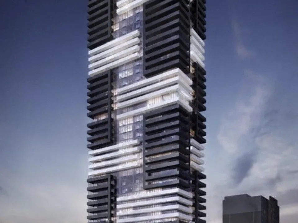 7 Grenville St #815