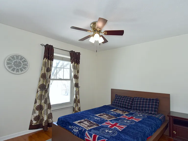 4008 Claridon Dr — Photo 26