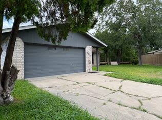 3813 Whitney Dr, Corpus Christi, TX 78410