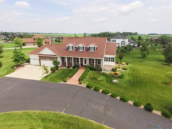 4th image of 27176 Fairway Pl