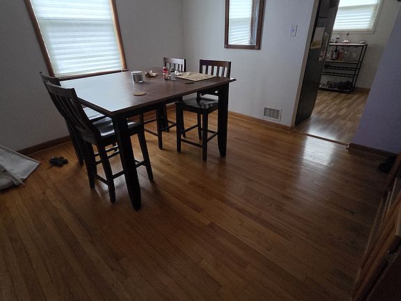 4th image of 306 Margate Dr