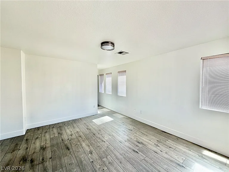 5863 Rose Tiara Dr — Photo 15
