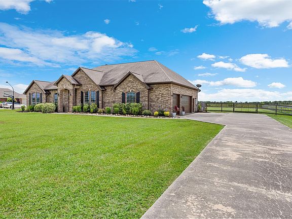 5th image of 7842 Pebble Hill Ln