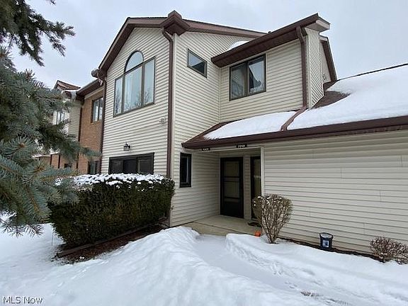 2nd image of 7209 Channing Ln Unit 7209