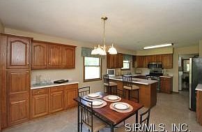 5th image of 15 Dunlap Cove Dr