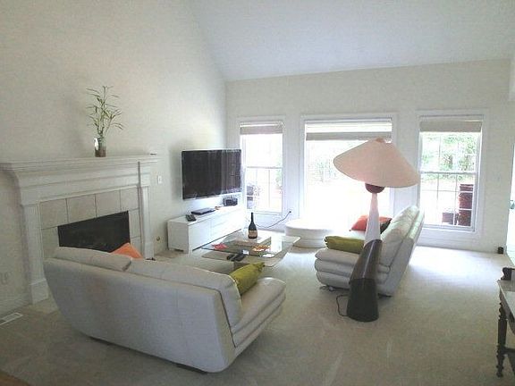 5th image of 144 Sweetbay Dr