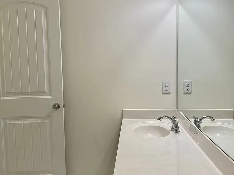 1021 Livingstone Ln — Photo 26