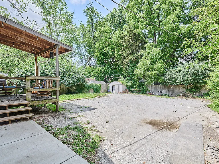 4148 State Line Rd — Photo 38