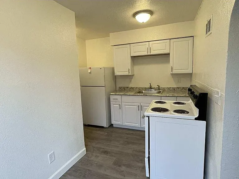 940 Old Orchard Ave #3 — Photo 8