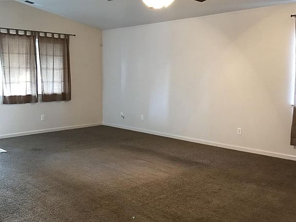 7054 N Weber Ave, Fresno, CA 93722 | Zillow