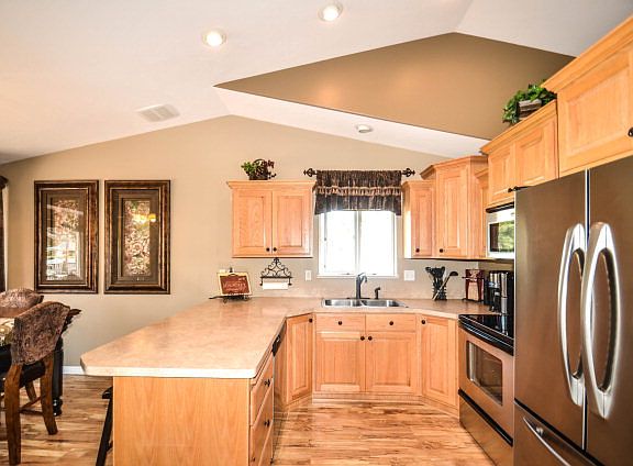 5th image of 206 S Bridger Dr
