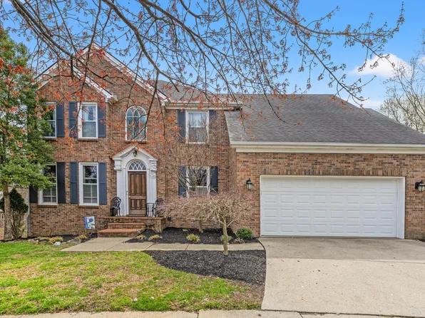 4008 Creekwater Cir, Lexington, KY 40515