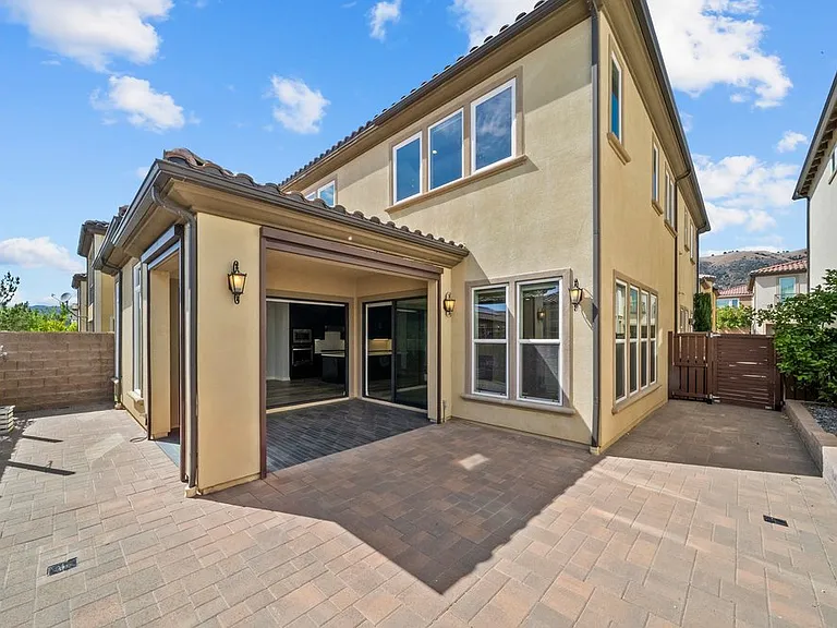 20752 Spruce Cir — Photo 48
