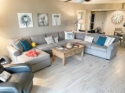 3rd image of 4805 Gulf Of Mexico Dr Unit 102