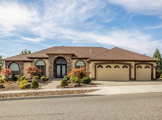 3359 River Valley Dr, Richland, WA 99354