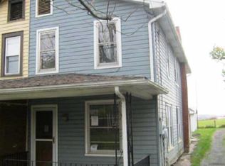 251 Shackamaxon St, Leesport, PA 19533