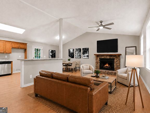 4th image of 6370 Holborne Ln