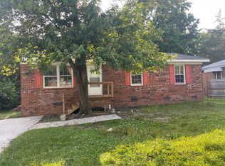 1806 McClellan St, Greenville, NC 27834