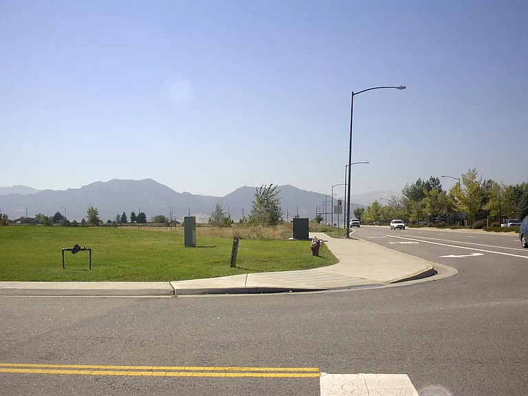 Intersection of South Boulder Road and Kennedy Ave with Bus Stop