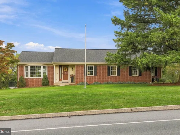 1412 Old Forge Rd, Annville, PA 17003