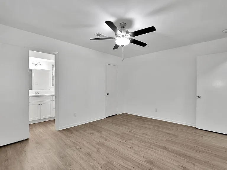 10513 Moorberry Ln — Photo 20