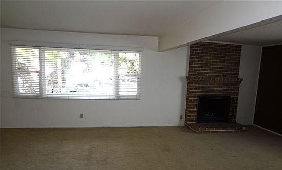5th image of 1935 Emerald St