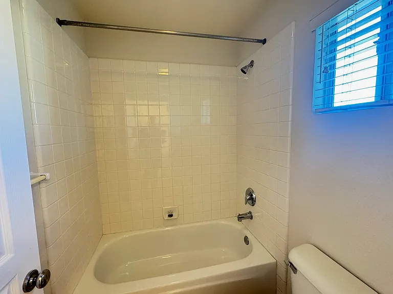5085 Carmel Knolls Dr — Photo 20