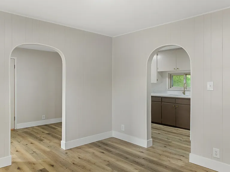 1028 Walnut St — Photo 8