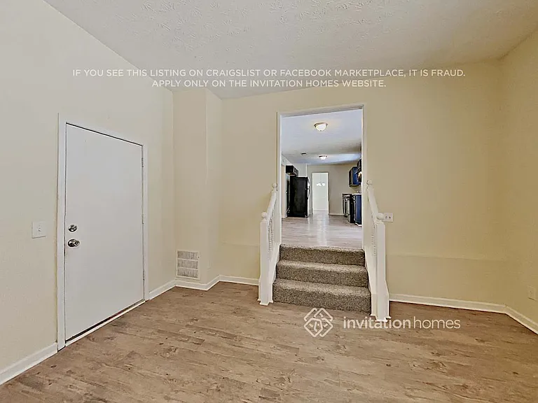 2802 Crestworth Ln — Photo 10