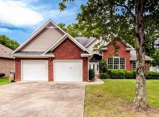 1946 Red Sunset Dr SW, Decatur, AL 35603