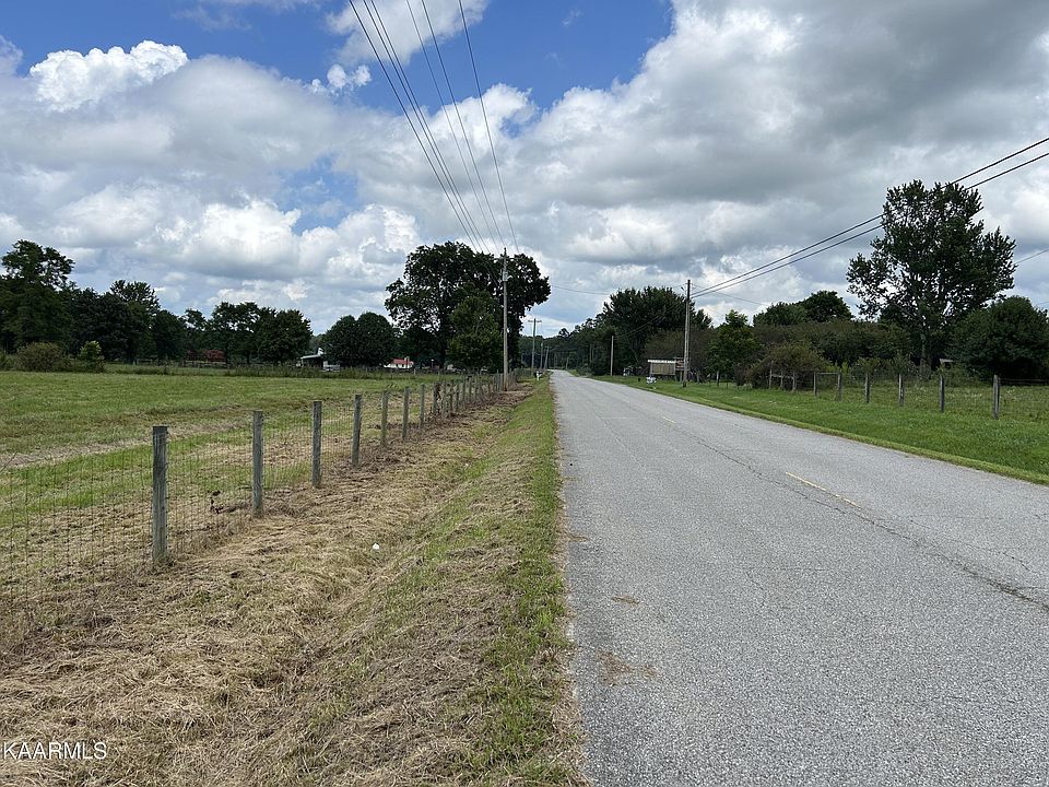 2nd image of Roanoke Rd
