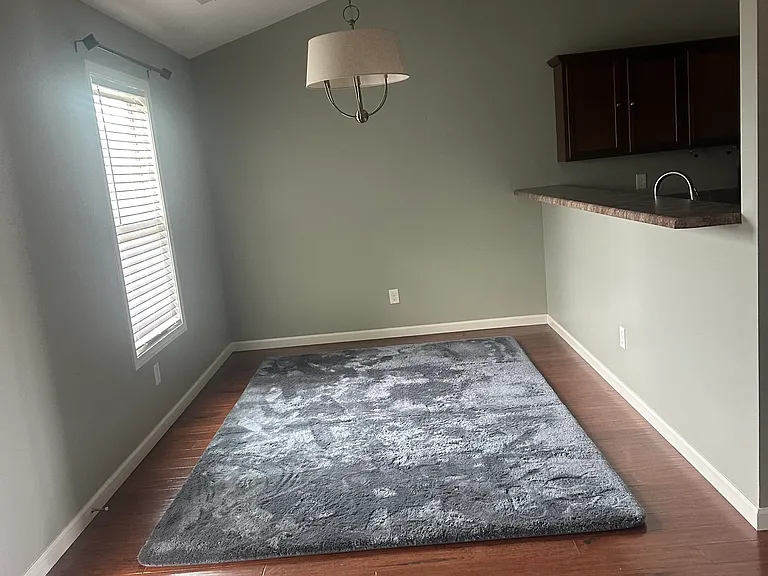 120 Cornerstone Ln — Photo 7