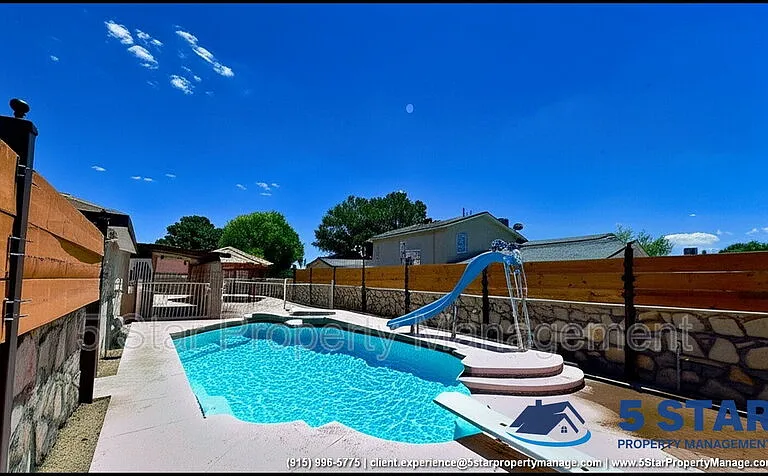 11620 Laura Marie Dr — Photo 43