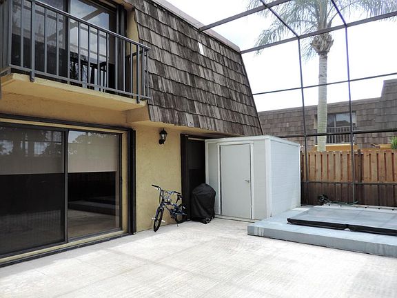 3rd image of 6009 SE Windsong Ln